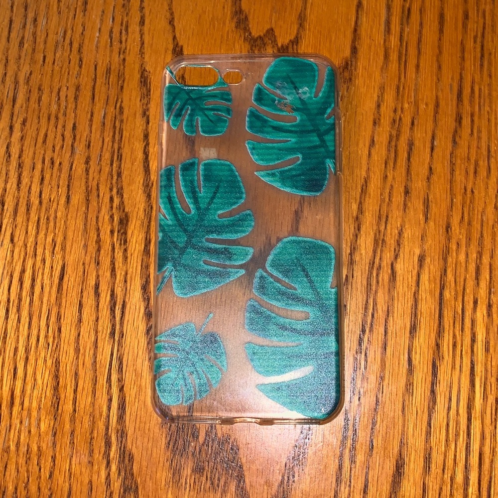 iPhone 7/8 plus clear leaves case